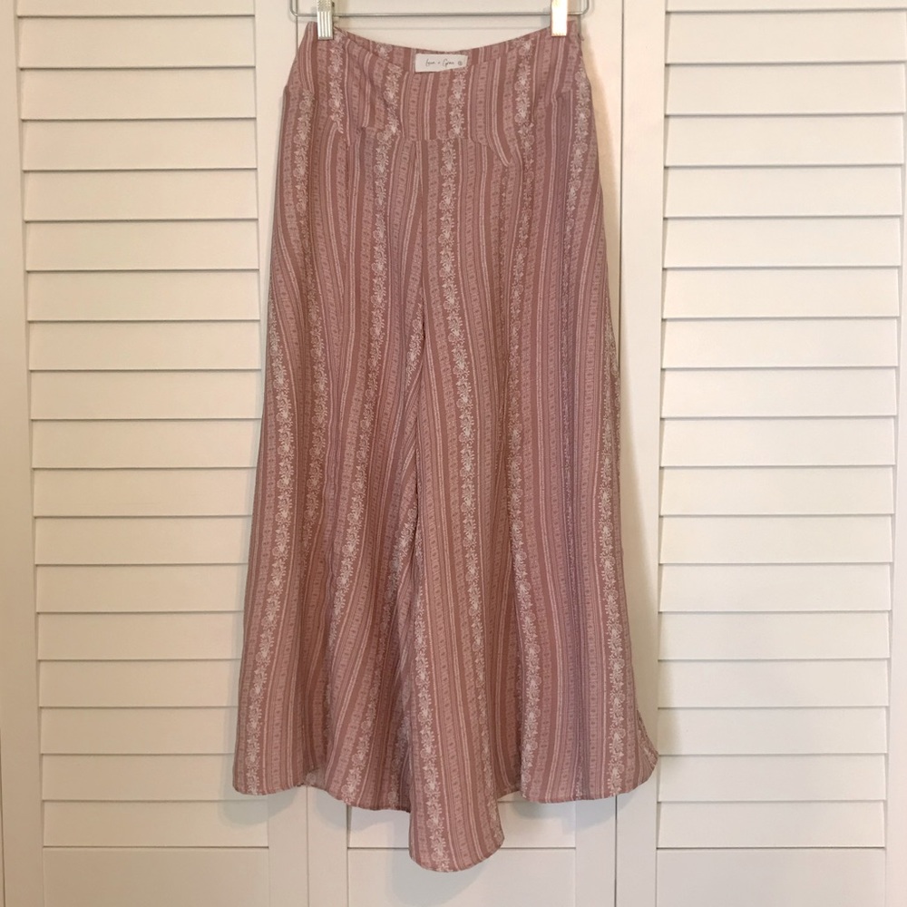 Pink and white flowy pants. Size small